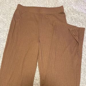 Brown yoga pants